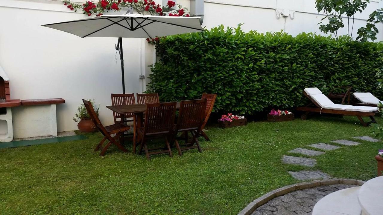 مبيت وإفطار بيزارو A Casa Di Clo المظهر الخارجي الصورة