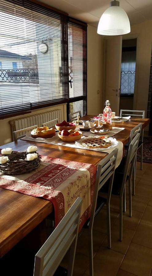 مبيت وإفطار بيزارو A Casa Di Clo المظهر الخارجي الصورة